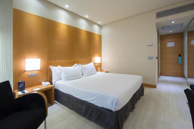 Hotel Silken Puerta Madrid Pokoj fotografie